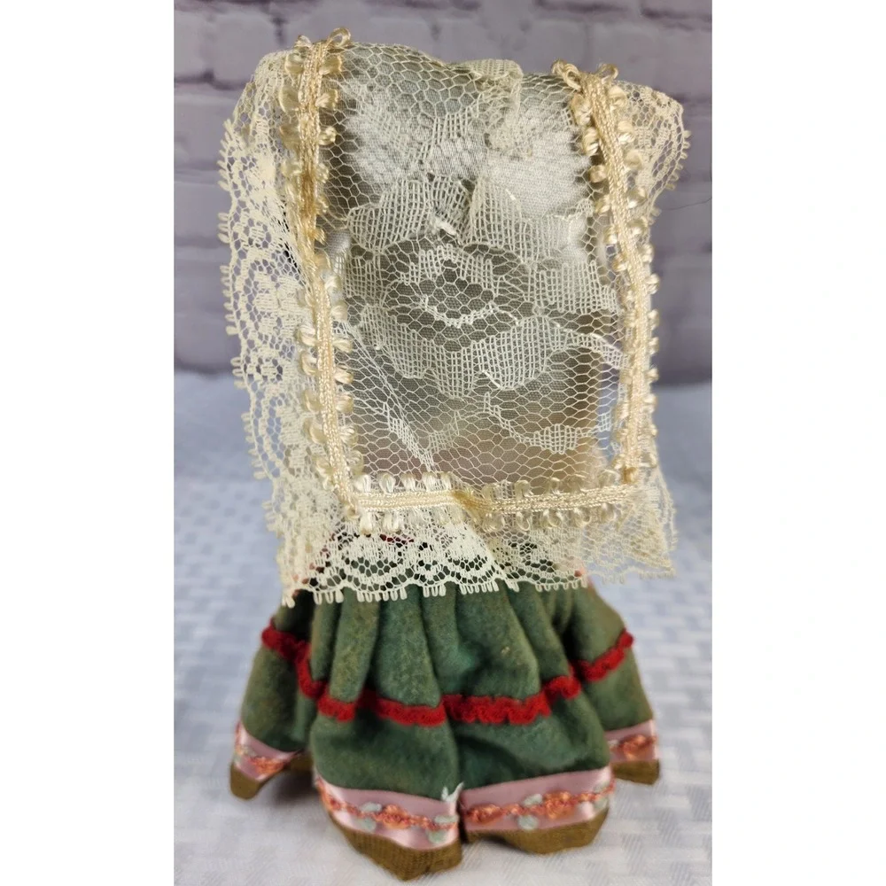 Vintage Italy Italian Corrine's Brides of All Nations Doll Figurine